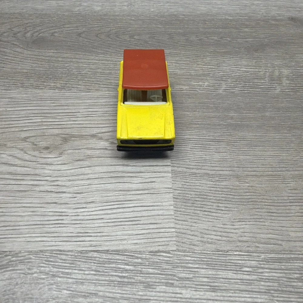 VTG Matchbox By Lesney Rolls Royce Silver Shadow #24, #18 1969 Field Car Lot